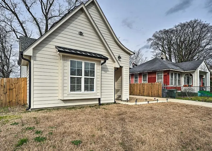 Chic Memphis Home With Deck About 2 Mi To Dtwn!